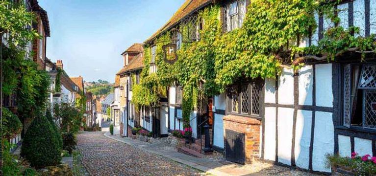 Mobile Towbar Fitting in <em>East Sussex</em>