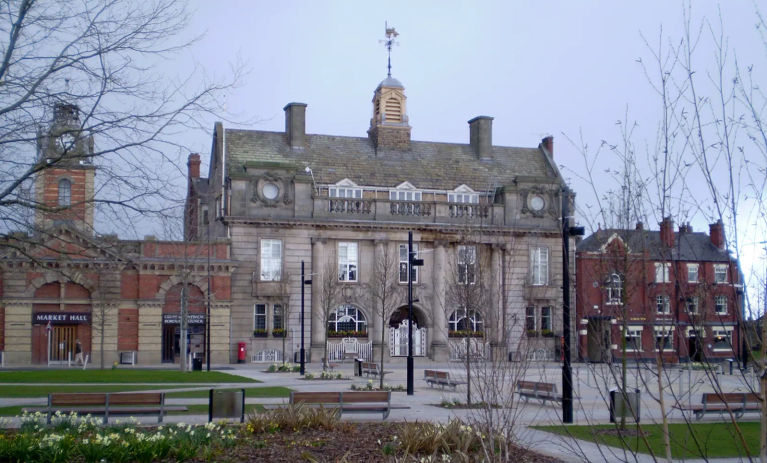 Mobile Towbar Fitting in <em>Crewe</em>