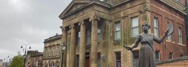 Mobile Towbar Fitting in <em>Oldham</em>