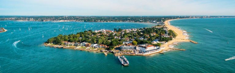 Mobile Towbar Fitting in <em>Poole</em>