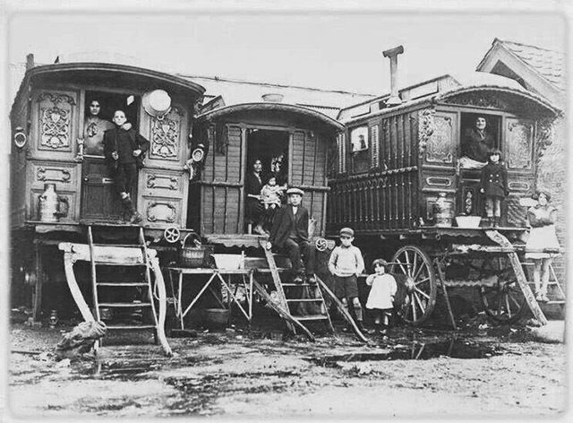 The History Of Caravans! | Towbar Express